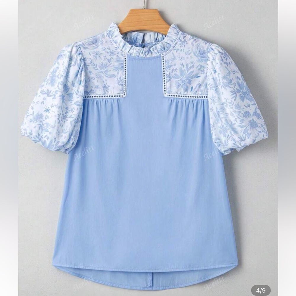Light Blue Floral Puff-Sleeve Blouse